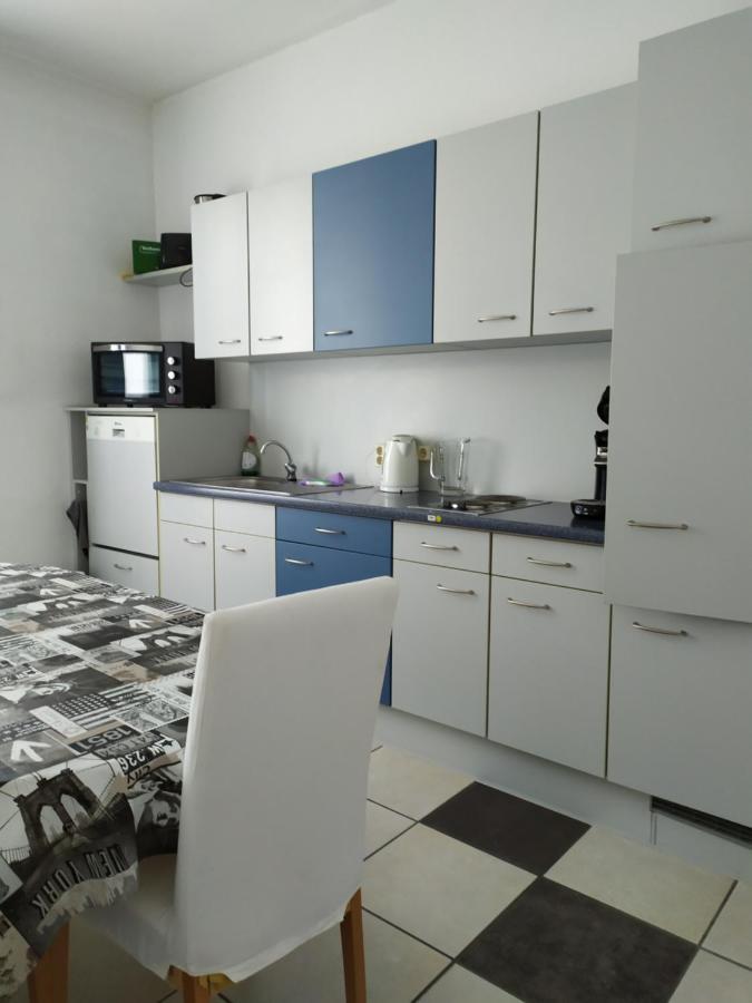 Monteurzimmer Ez Gross Frankfurt  Bagian luar foto